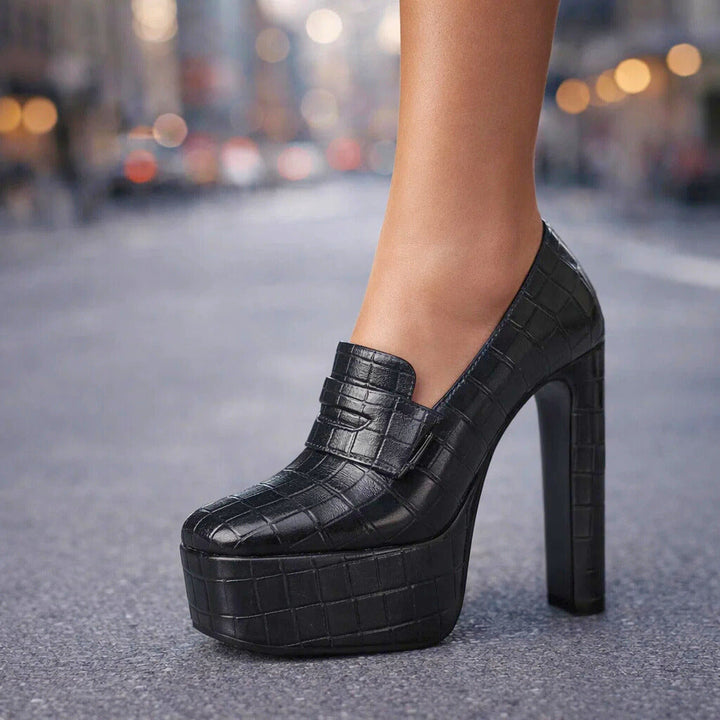 VERA CLASSIC PLATFORM SHOES