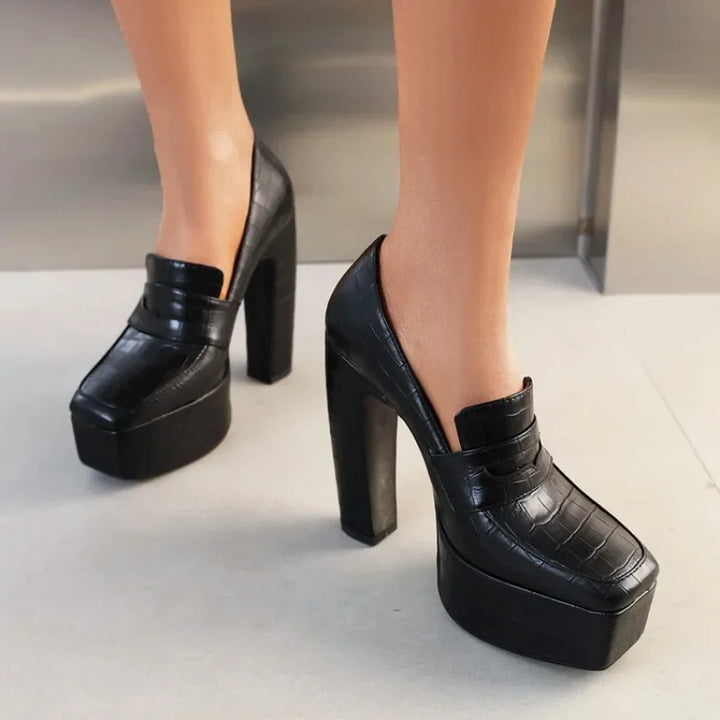 VERA CLASSIC PLATFORM SHOES