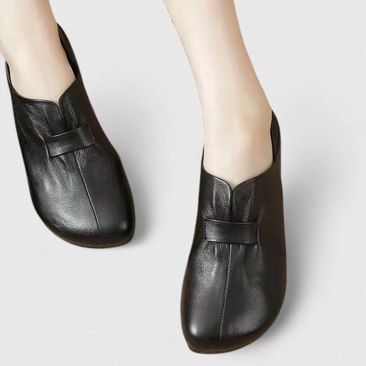 Elyndria | Comfort-Focused Orthopedic Loafers