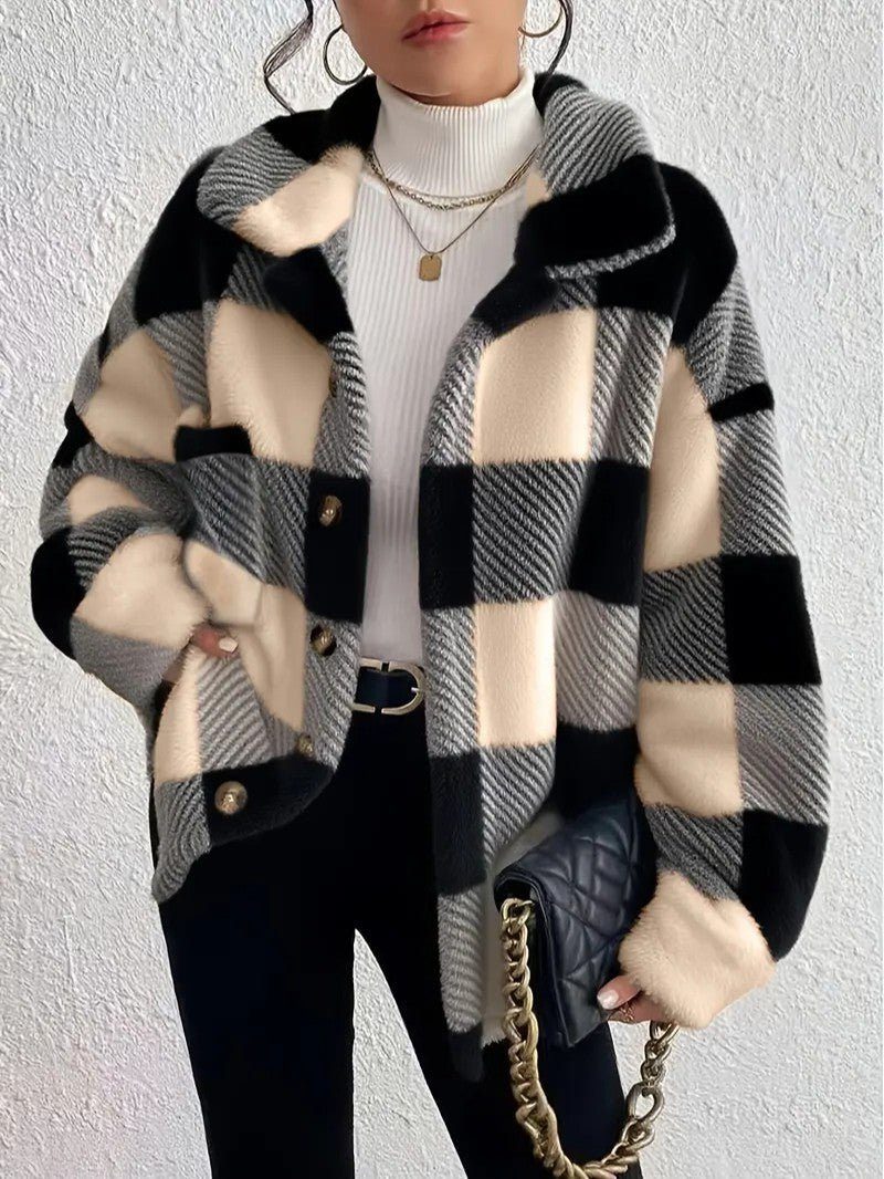 Bronwyn | Women's Oversized Fleece Jacket with Plaid Button-Up Design